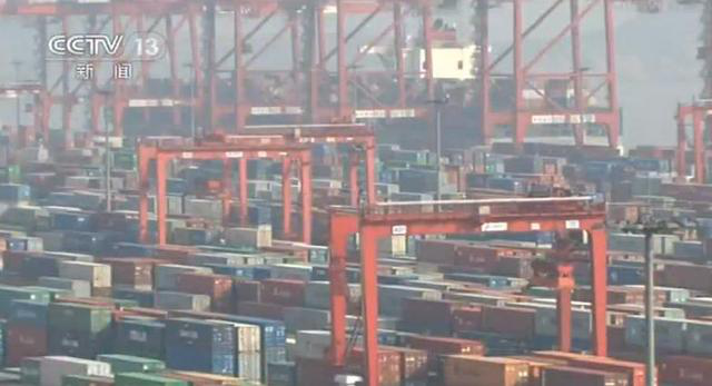 七月末我国外汇储备上升，外贸进出口双双正增长